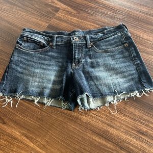 Lucky Brand, The Cut Off